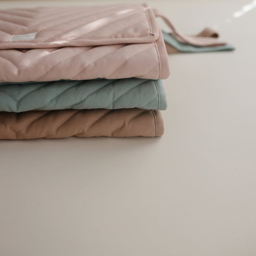 Mushie - Wickelmatte für unterwegs Roman Green