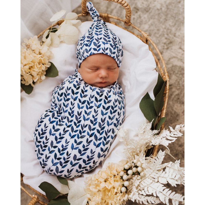 Snuggle Hunny - Nightshade Snuggle Puck- Sack mit Beanie