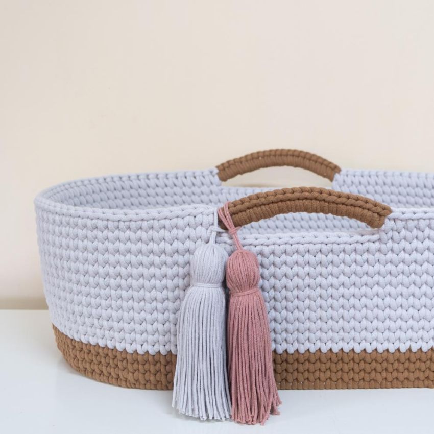 Like Moses - Moseskorb Braun-Grau mit Kissen und Bettwäsche Retro Blümchen