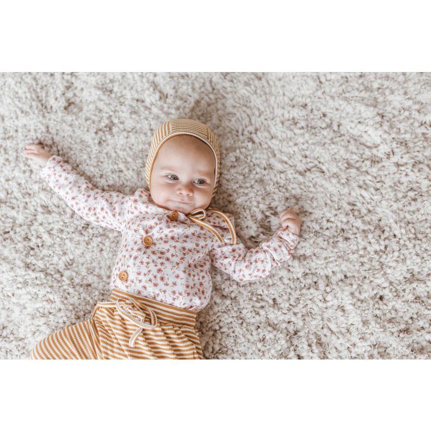 Two Darlings - Bonnet Mütze Mustard Stripe