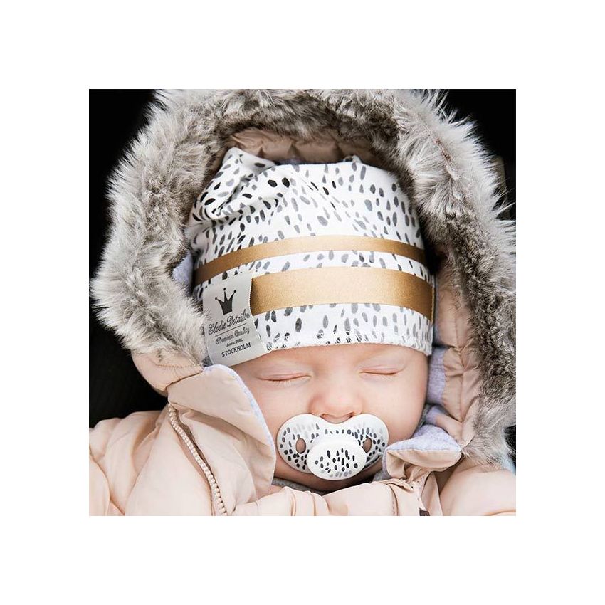 Elodie - Winter Beanie Dots of Fauna