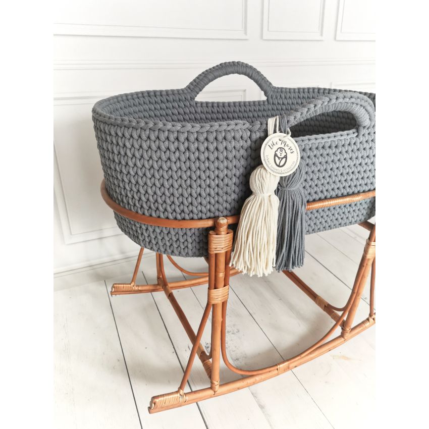 Like Moses - Moseskorb Steel Grey mit Kissen Sternchen und Cream Bettwäsche