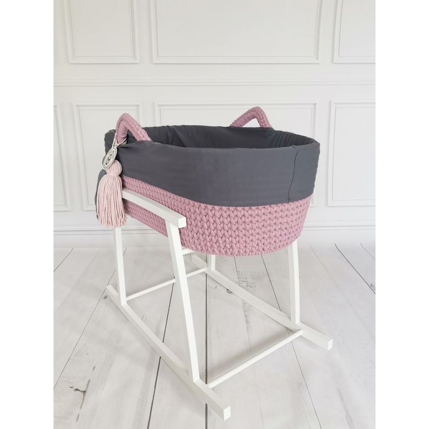 Like Moses - Moseskorb Dunkelrosa mit Grauer Bettwäsche