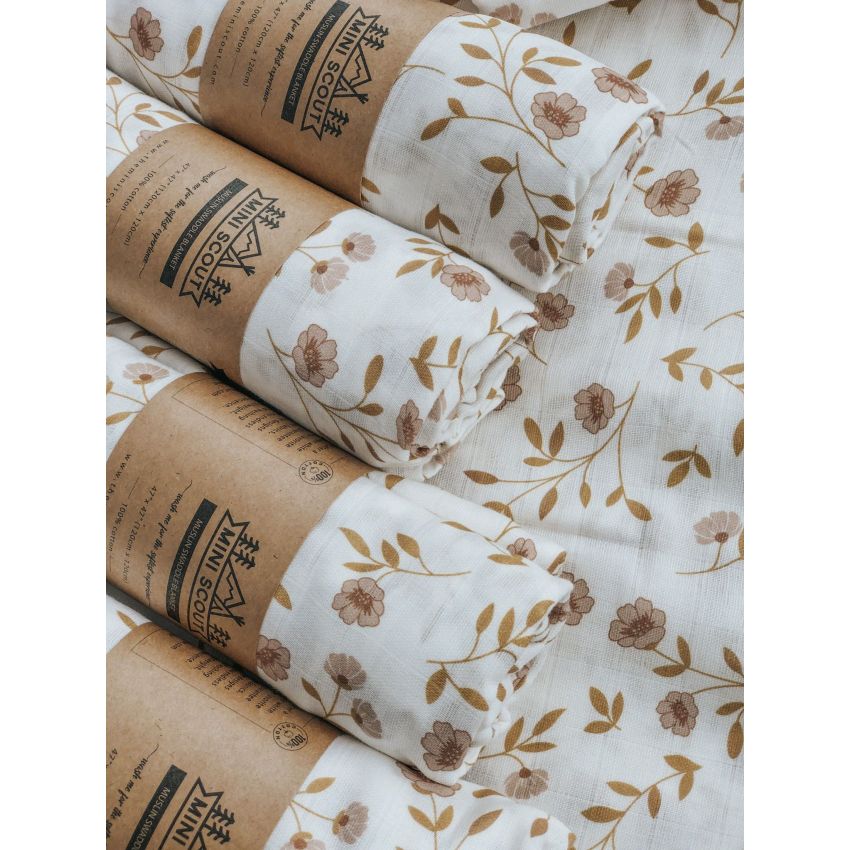 The mini scout - Muslin Swaddle Wild Flower White
