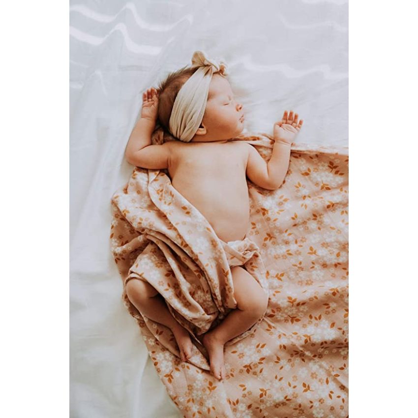 The mini scout - Muslin Swaddle Whimsy Floral Peach
