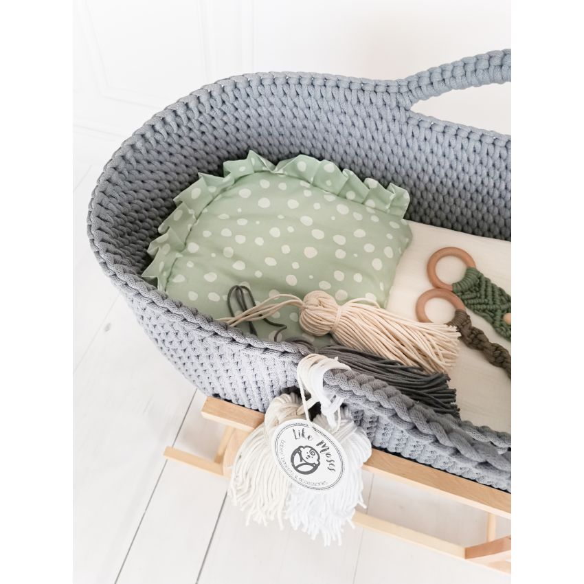 Like Moses - Moseskorb Steel Grey mit Bettwäsche weiss und Kissen grün