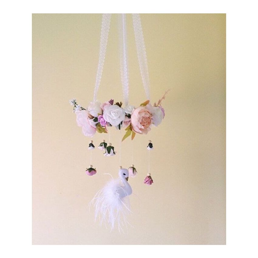 Poppet and Wildflower - Floral Schwan Mobile