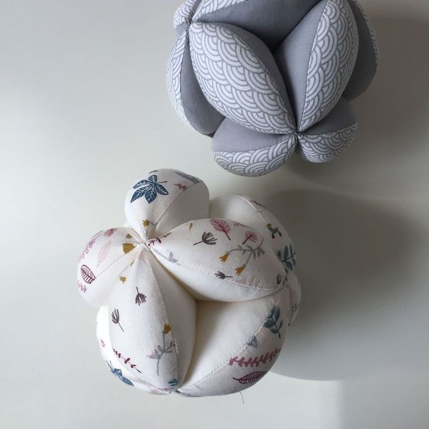 Cam Cam Copenhagen Babyball Grey Wave