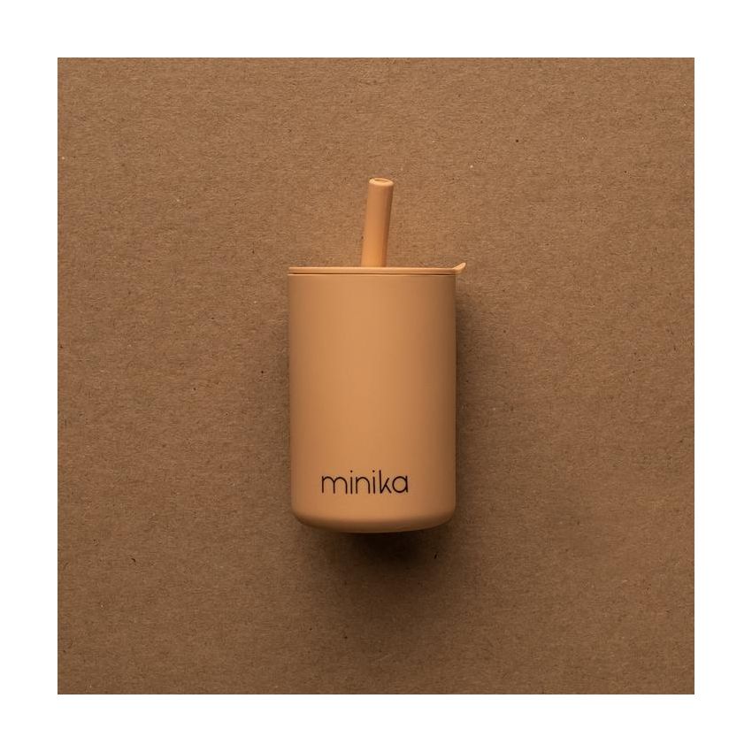 Minika - Silikonbecher mit Trinkhalm