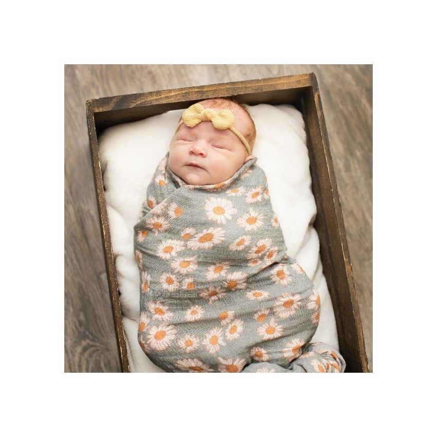 The mini scout - Muslin Swaddle Daisy Sage Green