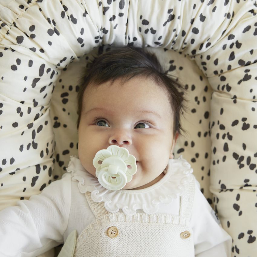 Elodie - Schnuller Binky Bloom Vanilla White
