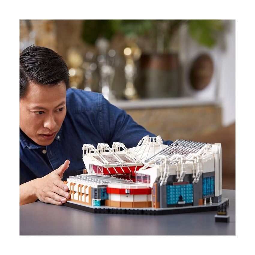 LEGO® 10272 - Old Trafford - Manchester United