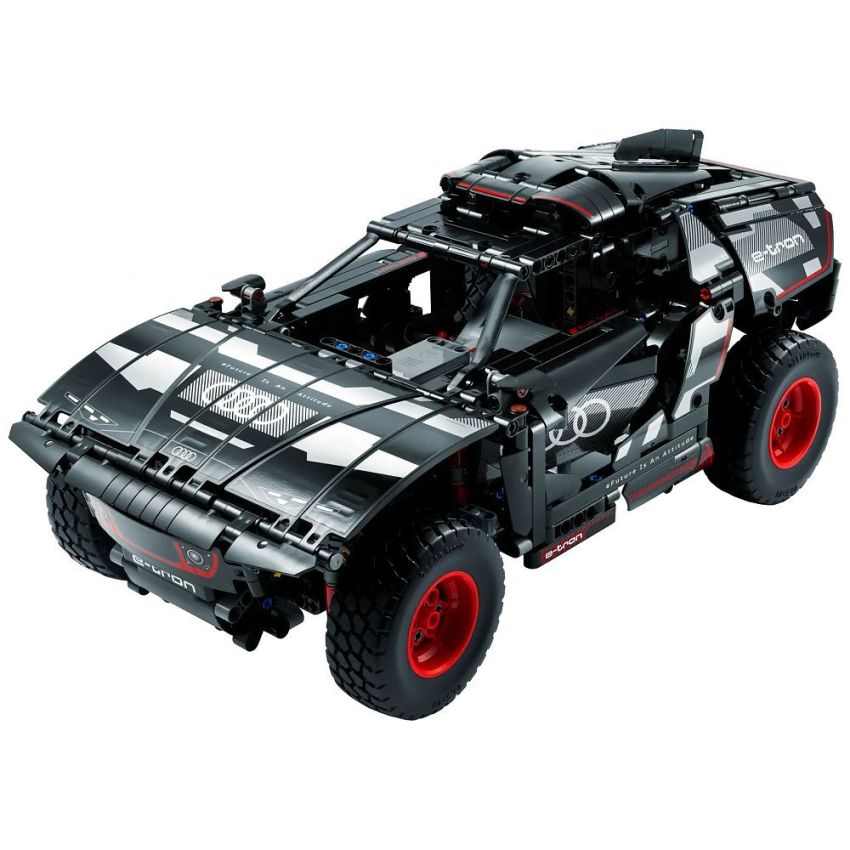 LEGO® Technic 42160 - Audi RS Q e-tron