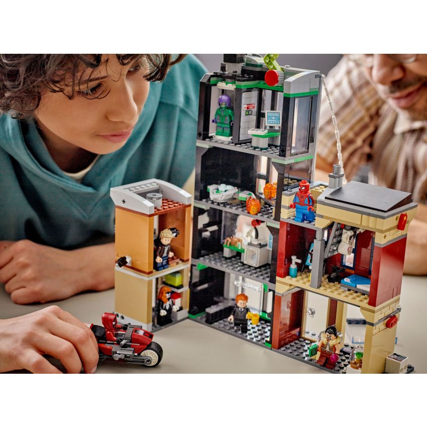 LEGO® Marvel 76324 - Spider-Man vs. Oscorp