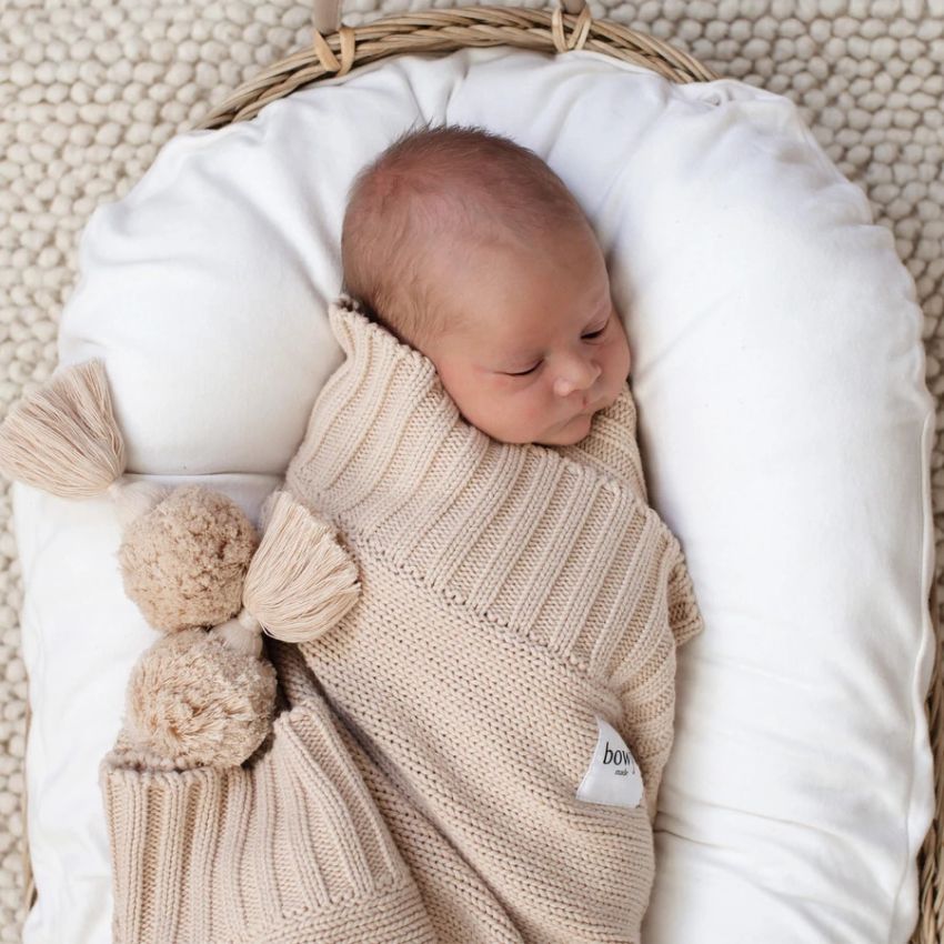 Bowy Made - Strickdecke Pommel Beige