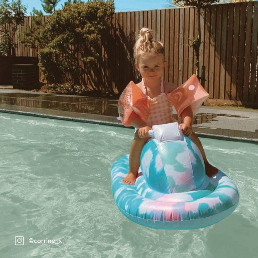 SUNNYLIFE Australia - Aufblasbarer Jet Ski Florat Tie Dye