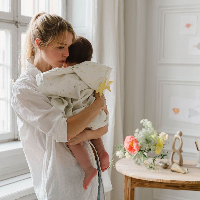 Elodie x CLARA HALLENCREUTZ - Bade Poncho Stardrust