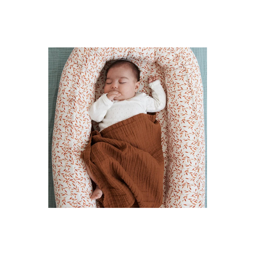 Cam Cam Copenhagen Babynest Caramel Leaves