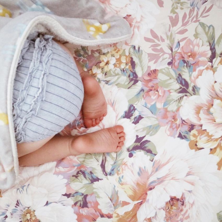 Tilly & Otto - Spannbetttuch Blowsy Blooms 91 x 188cm