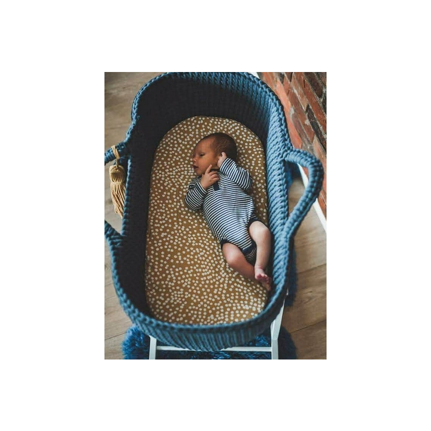 Like Moses - Moseskorb Hellrosa mit Creme Gold Sternchen Bettwäsche