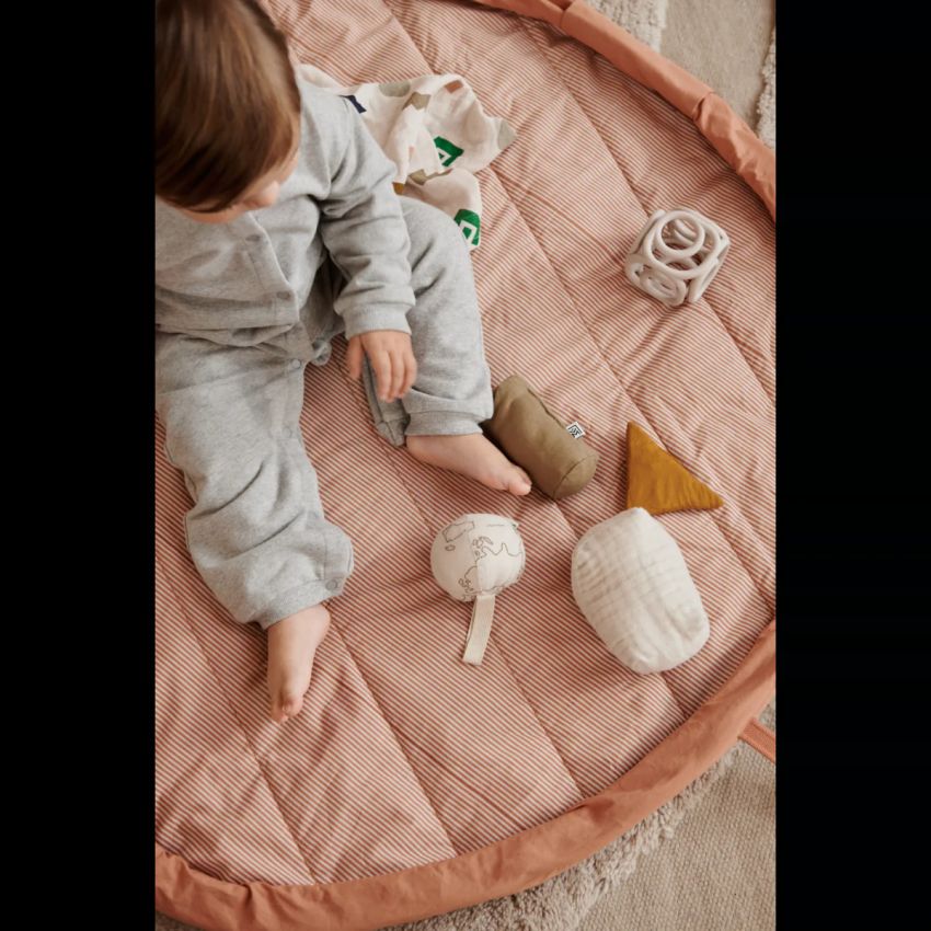 LIEWOOD - Svende Spielteppich Aufbewahrungssack Rose Stripe