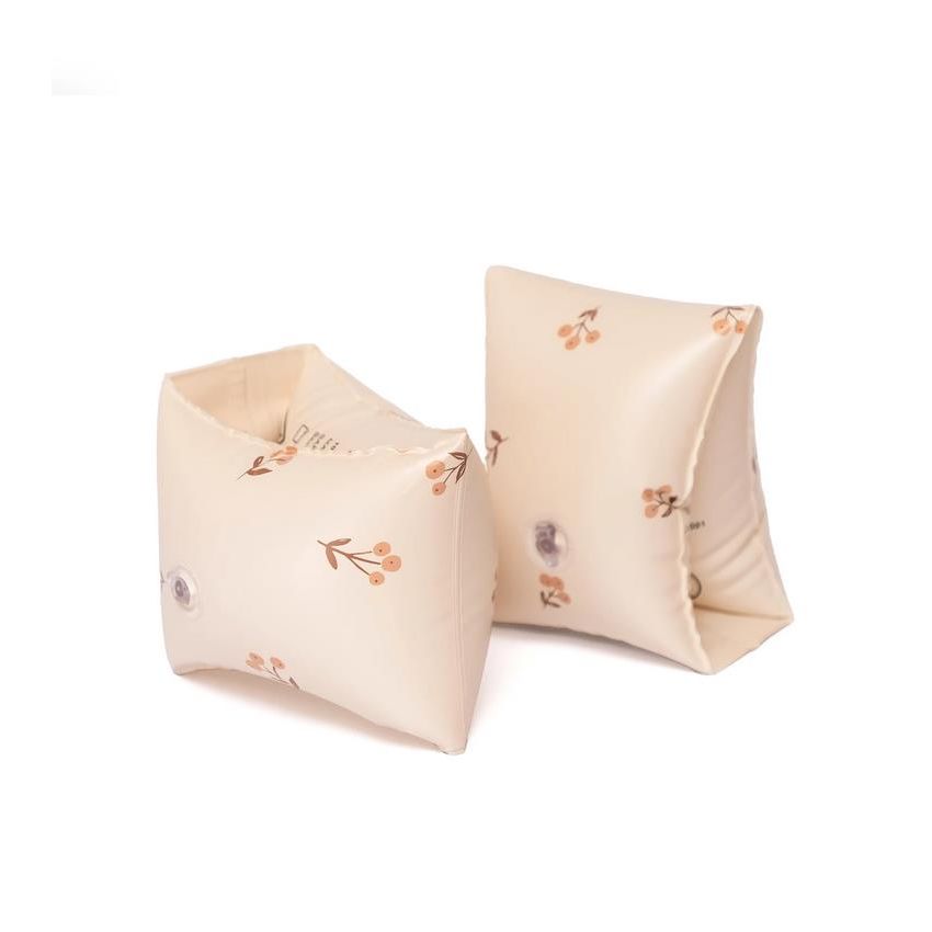 Mrs Ertha - Schwimmflügeli Flower Buds