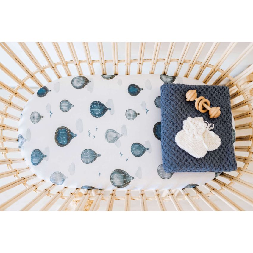 Snuggle Hunny - Spannbezug für Wiege, Kinderwagen & Wickelmatte Cloud Chaser