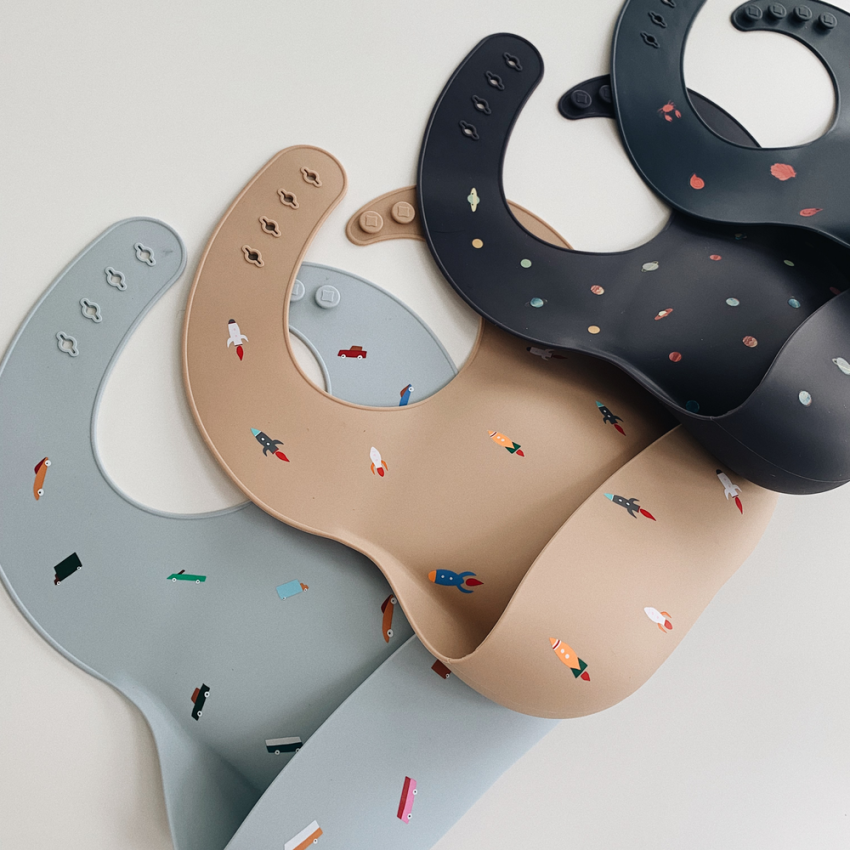 Mushie - Silikon- Lätzchen Shifting Sand