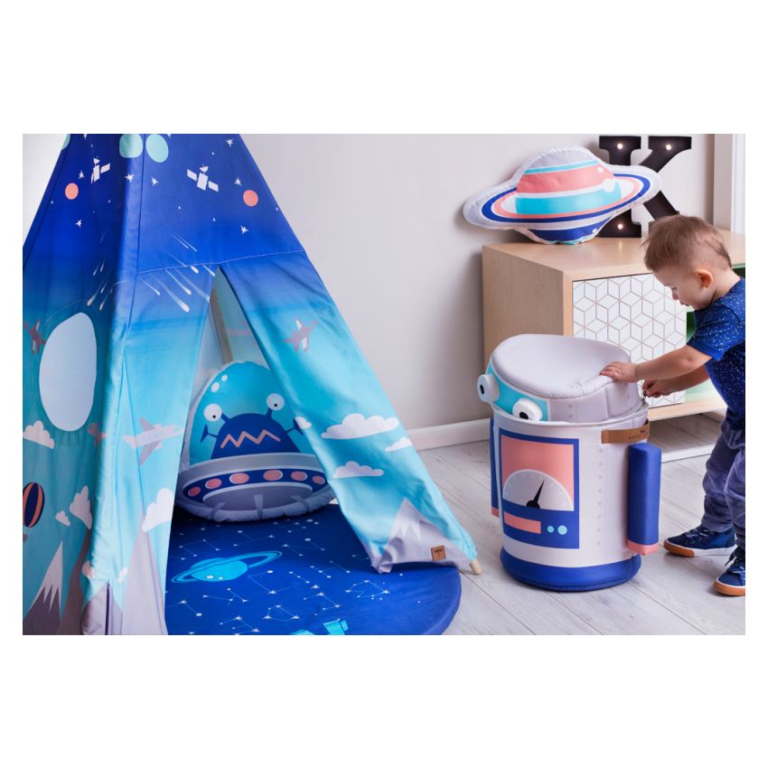 Nolli Polli - Tipi King of Space