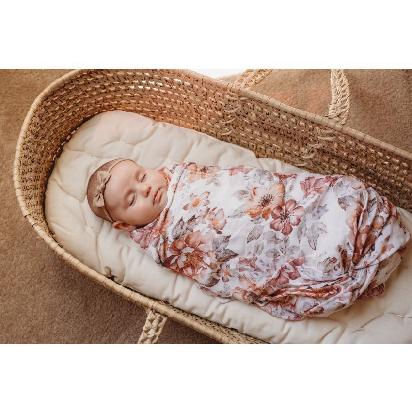 The mini scout - Muslin Swaddle Sunset Floral White