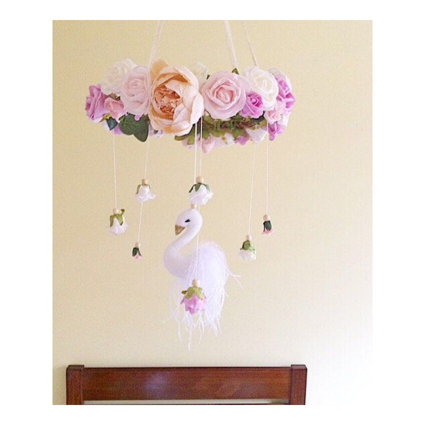 Poppet and Wildflower - Floral Schwan Mobile