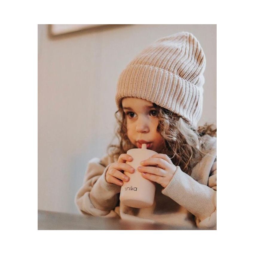 Minika - Silikonbecher mit Trinkhalm