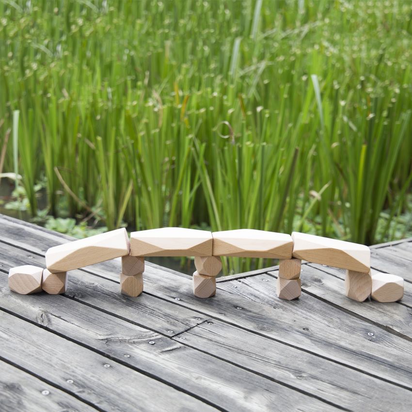 Guidecraft - Standing Stones