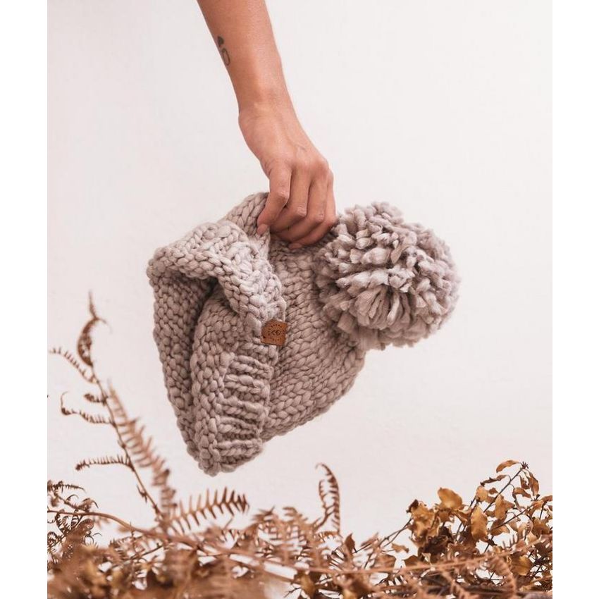 Mrs Ertha - Winter Beanie Pearl Grau