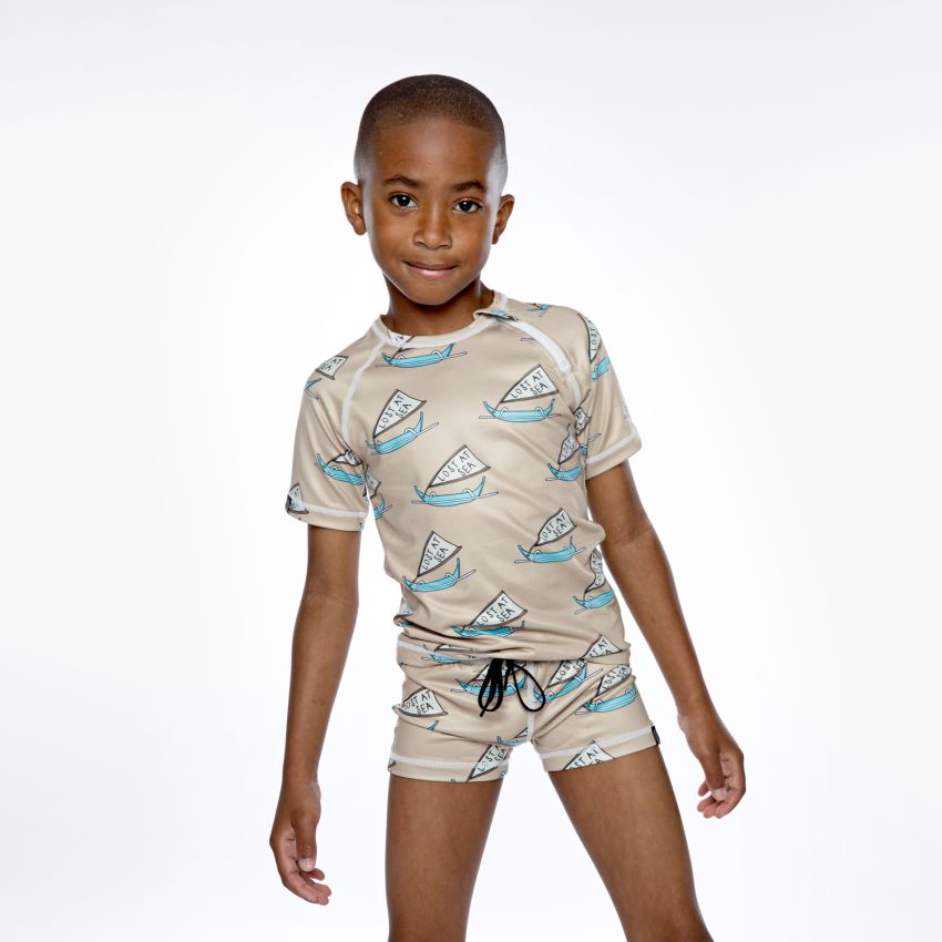 Beach & Bandits - UV Badeshirt Segelboot