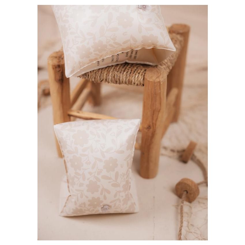 Mrs Ertha - Schwimmflügeli Bouquet Silhouette