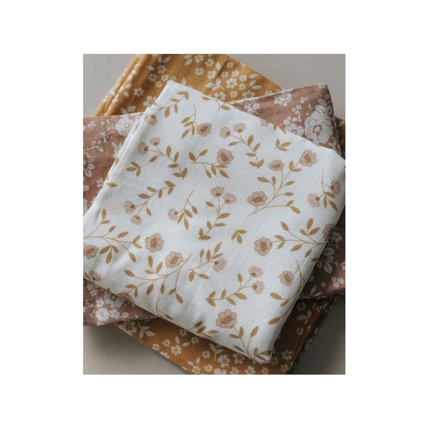 The mini scout - Muslin Swaddle Wild Flower White