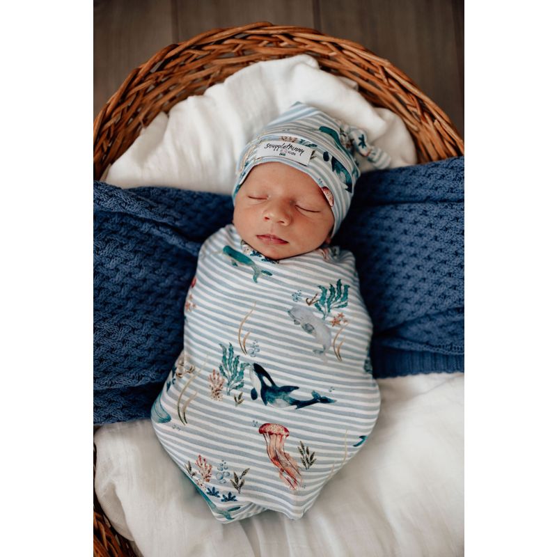 Snuggle Hunny - Wale Snuggle Puck- Sack mit Beanie