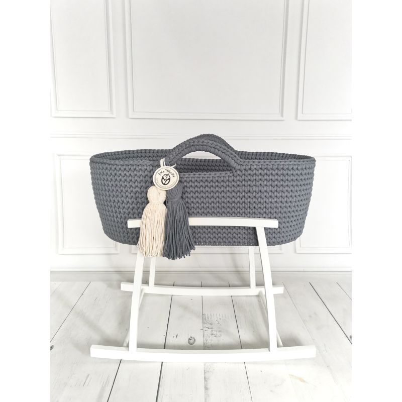 Like Moses - Moseskorb Steel Grey mit Kissen Sternchen und Cream Bettwäsche