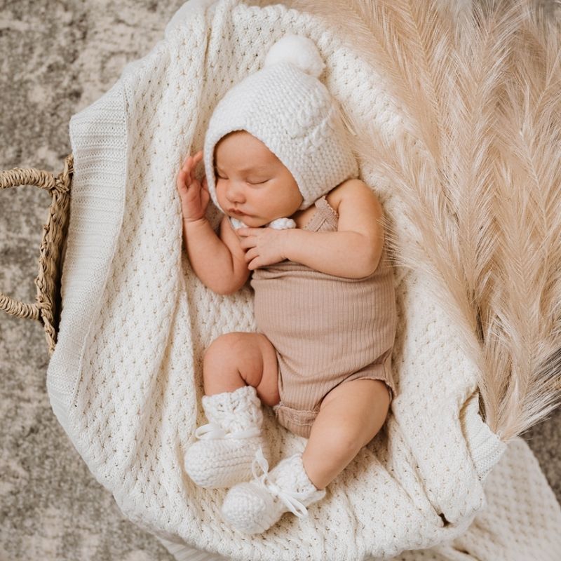 Snuggle Hunny - Merinoset Mützchen & Booties ivory