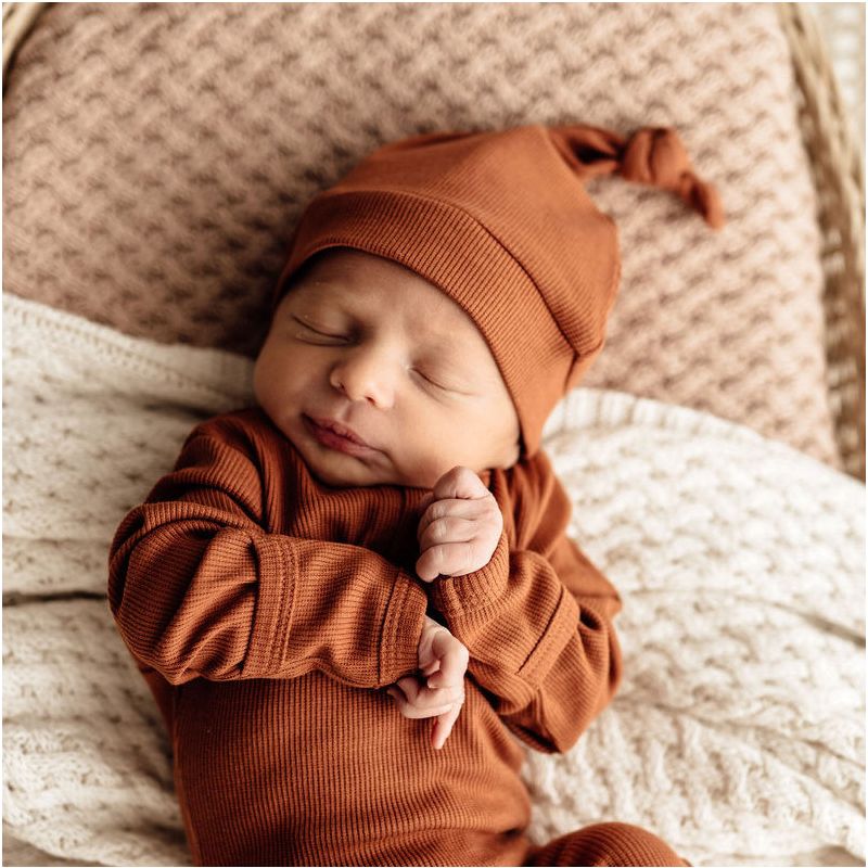 Snuggle Hunny - Newborn Beanie Ripped Biscuit