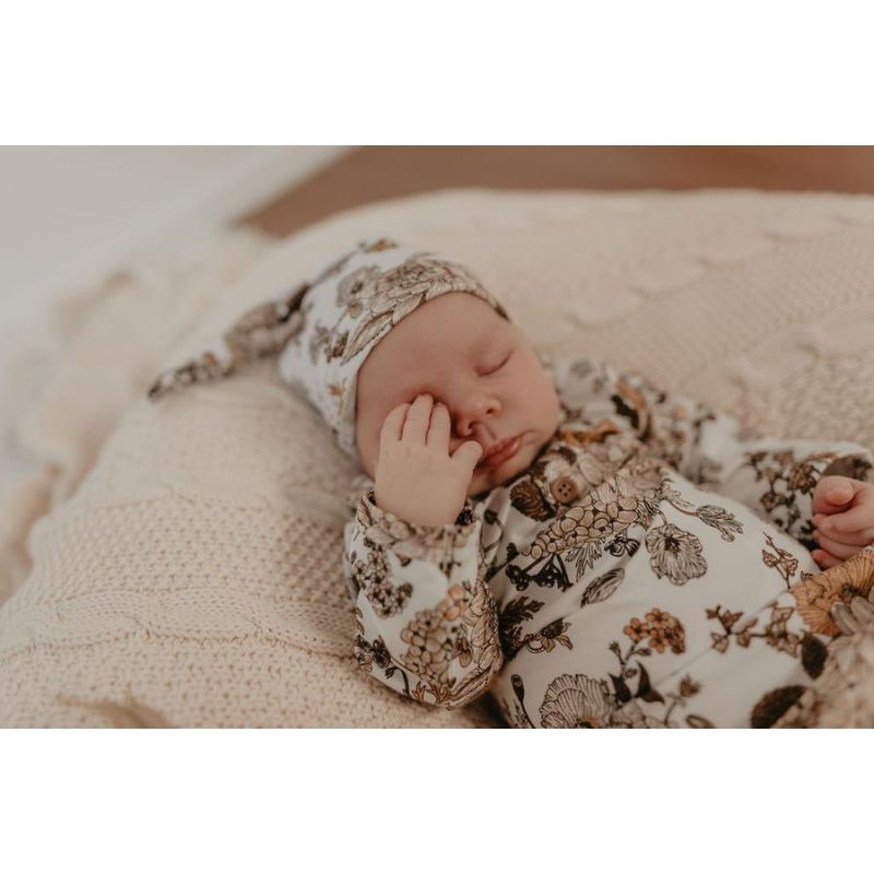 Lunas Treasure - Bambus Knoten- Beanie Golden Blooms