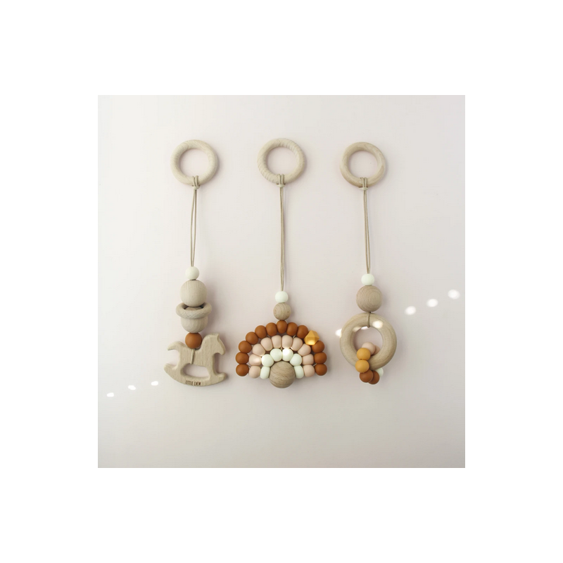 littleCHEW - Play Gym Set Mango Rainbow inkl. Ständer