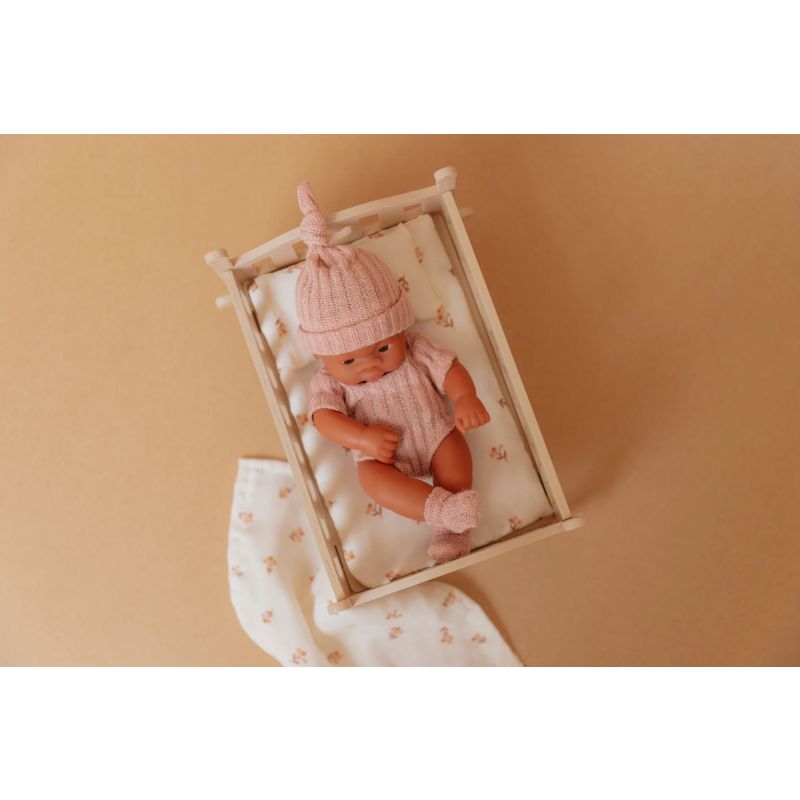 Mrs Ertha - Mini Puppe mit Bett Josie