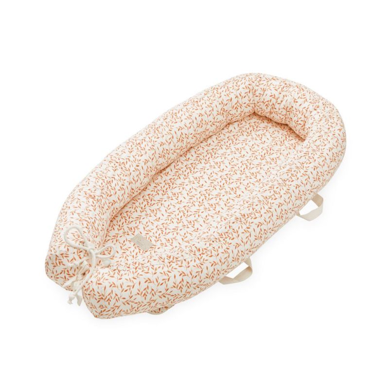 Cam Cam Copenhagen Babynest Caramel Leaves