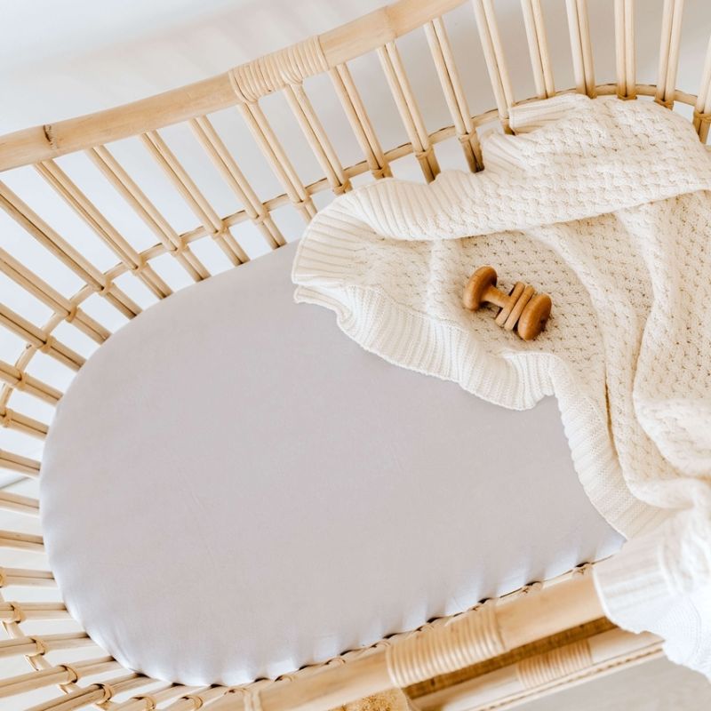 Snuggle Hunny - Spannbezug für Wiege, Kinderwagen & Wickelmatte Stone